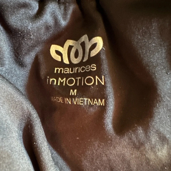 Maurices Medium Athletic Lined Pull On Short  Floral Mesh Paisley Navy Blue - Picture 7 of 12